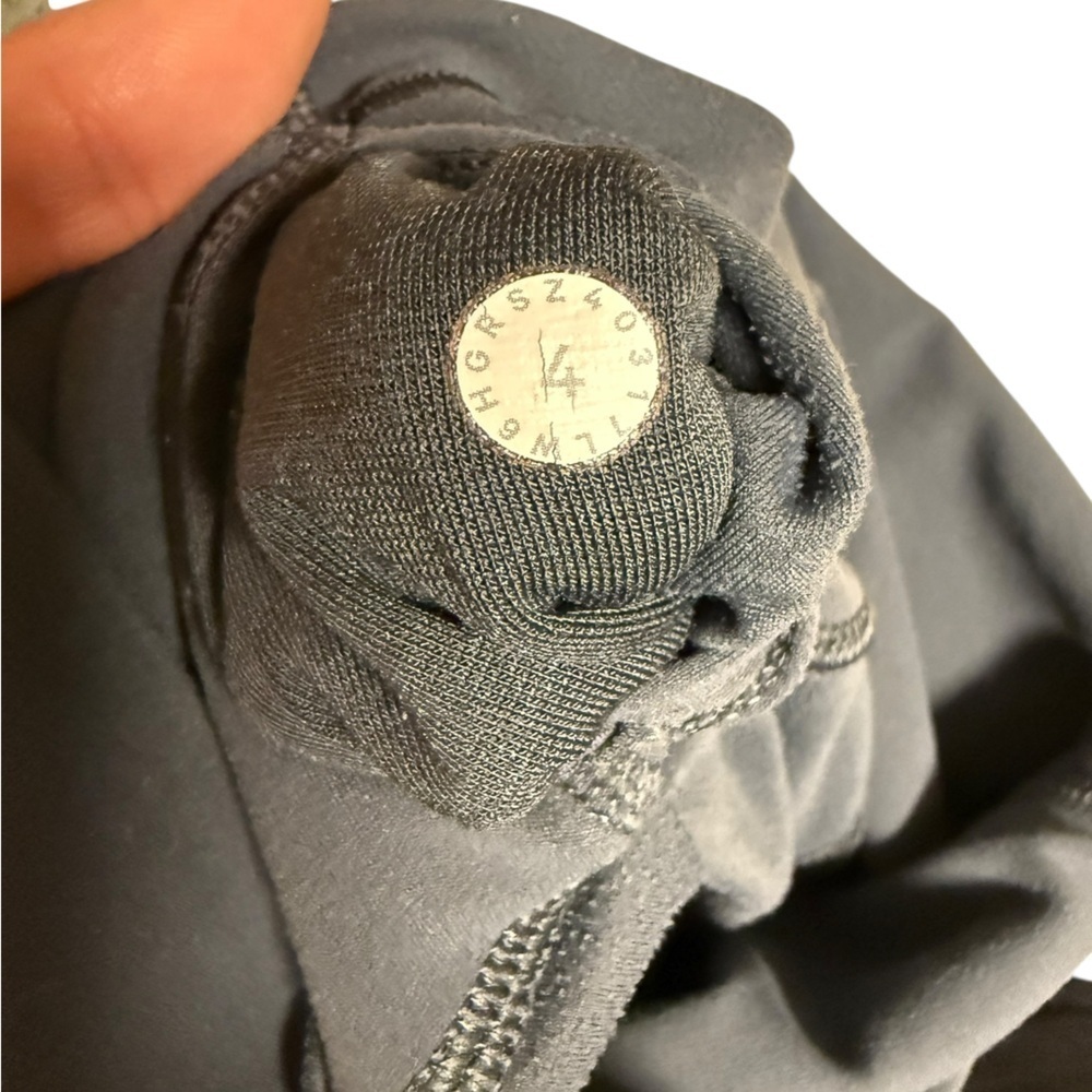 Lululemon Align Crop (19")- Dark Carbon - Picture 9 of 9